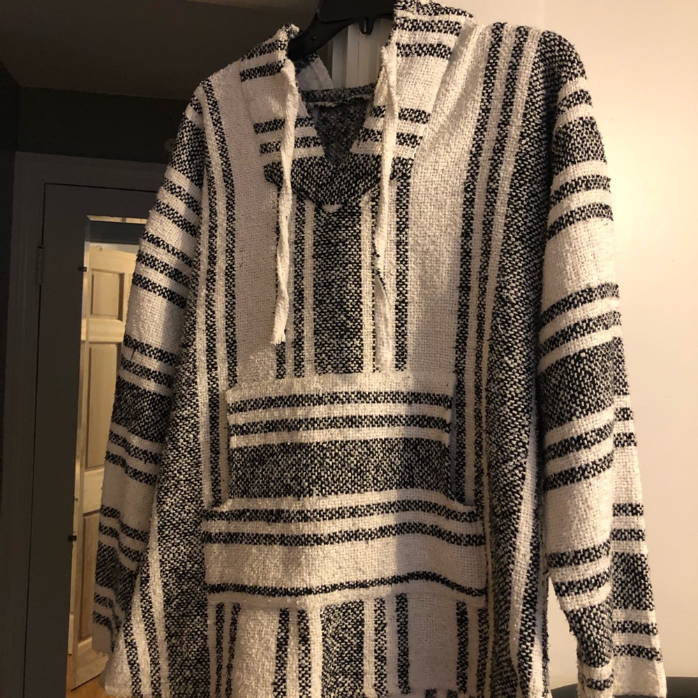 Sweater - Picture 2 of 4